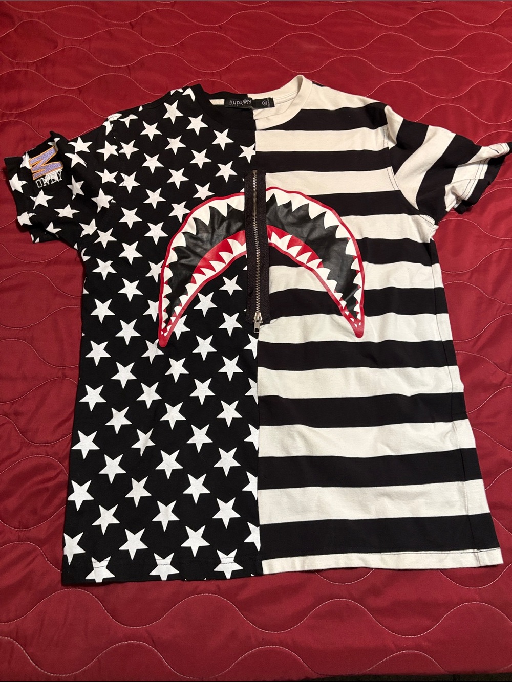 Shark Zip Patch Black & White Star-Stripe Tee